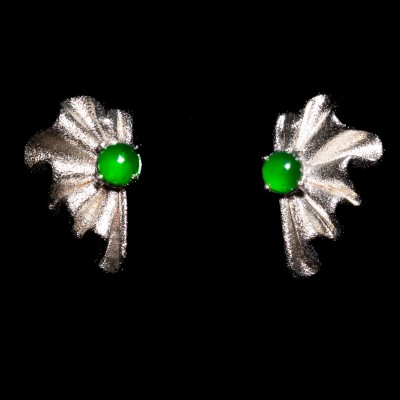 翡翠 / 耳飾 鑲嵌材質：925銀