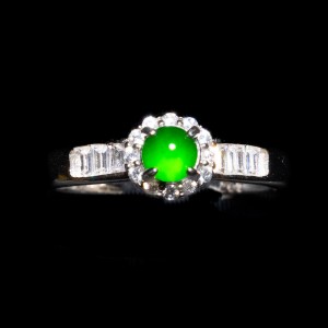 翡翠 / 戒指 鑲嵌材質：925銀