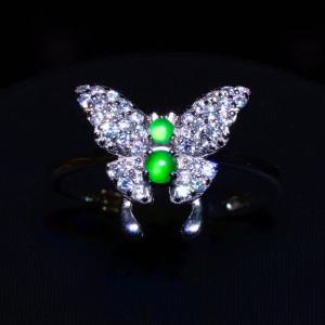 翡翠 / 戒指 鑲嵌材質：925銀