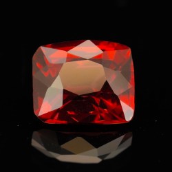 3.22ct / 紅色 / 石榴石