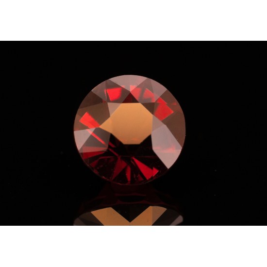 3.23ct / 紅色 / 石榴石