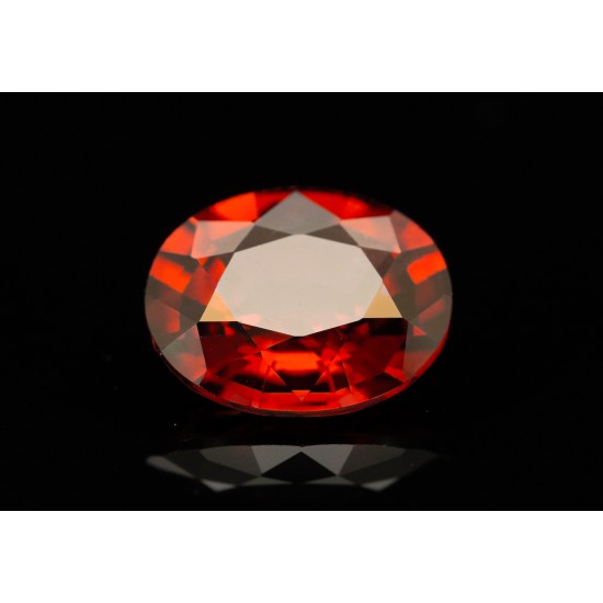 3.57ct / 紅色 / 石榴石
