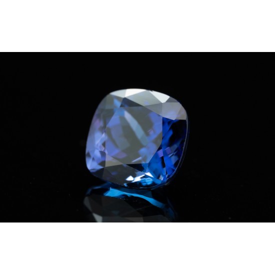 5.27ct / 藍紫色 / 美人魚 / 坦桑石(丹泉石)