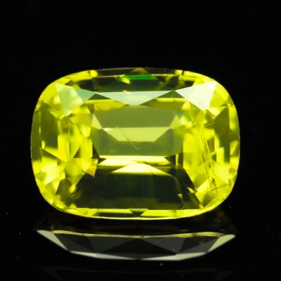 2.24ct / 黃綠色 / 金綠寶石