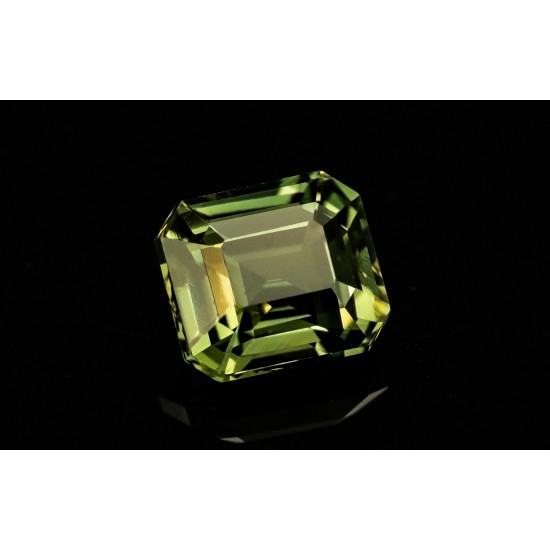 1.05ct / 艷黃綠色 / 綠色藍寶石 1.05ct / 艷黃綠色 / 綠色藍寶石