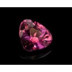 1.00ct / 紫粉色 / 尖晶石