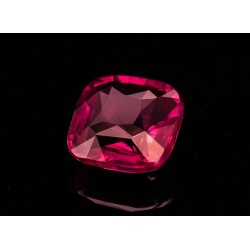 1.01ct / 艷粉紅色 / 紅寶石 / 莫三比克