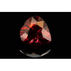 3.63ct / 紅色 / 石榴石
