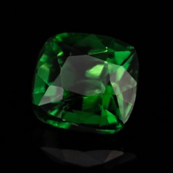 0.99ct / 綠色 / 沙弗萊