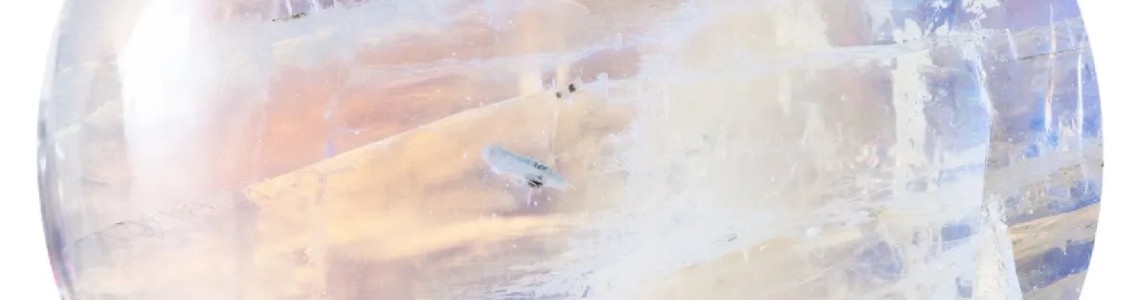 彩虹月光石(拉長石) Rainbow Moonstone (Labradorite)